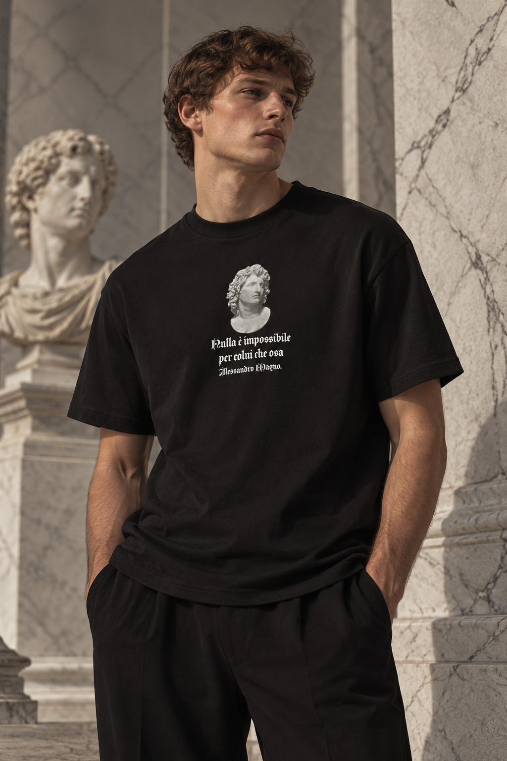 ALEXANDER — Maglietta boxy stampa grande (Nera)